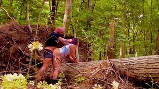 Bat Daddy fucks Raven hard in the woods and nuts in her mouth - porn video