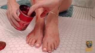 Sploshing with Canned Cherries - porn video